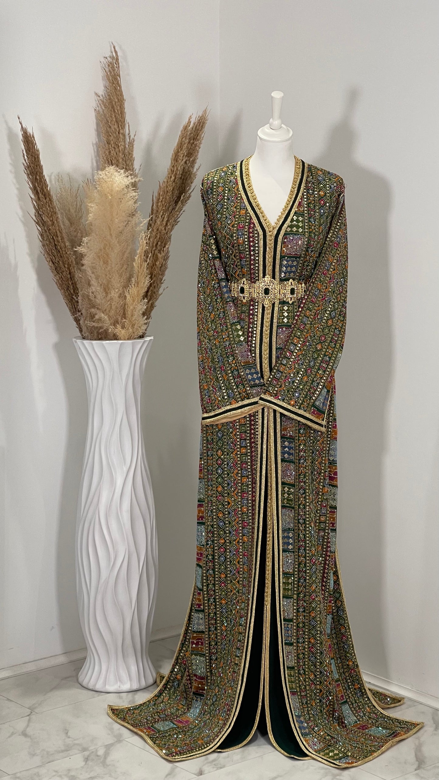 Takchita Sari